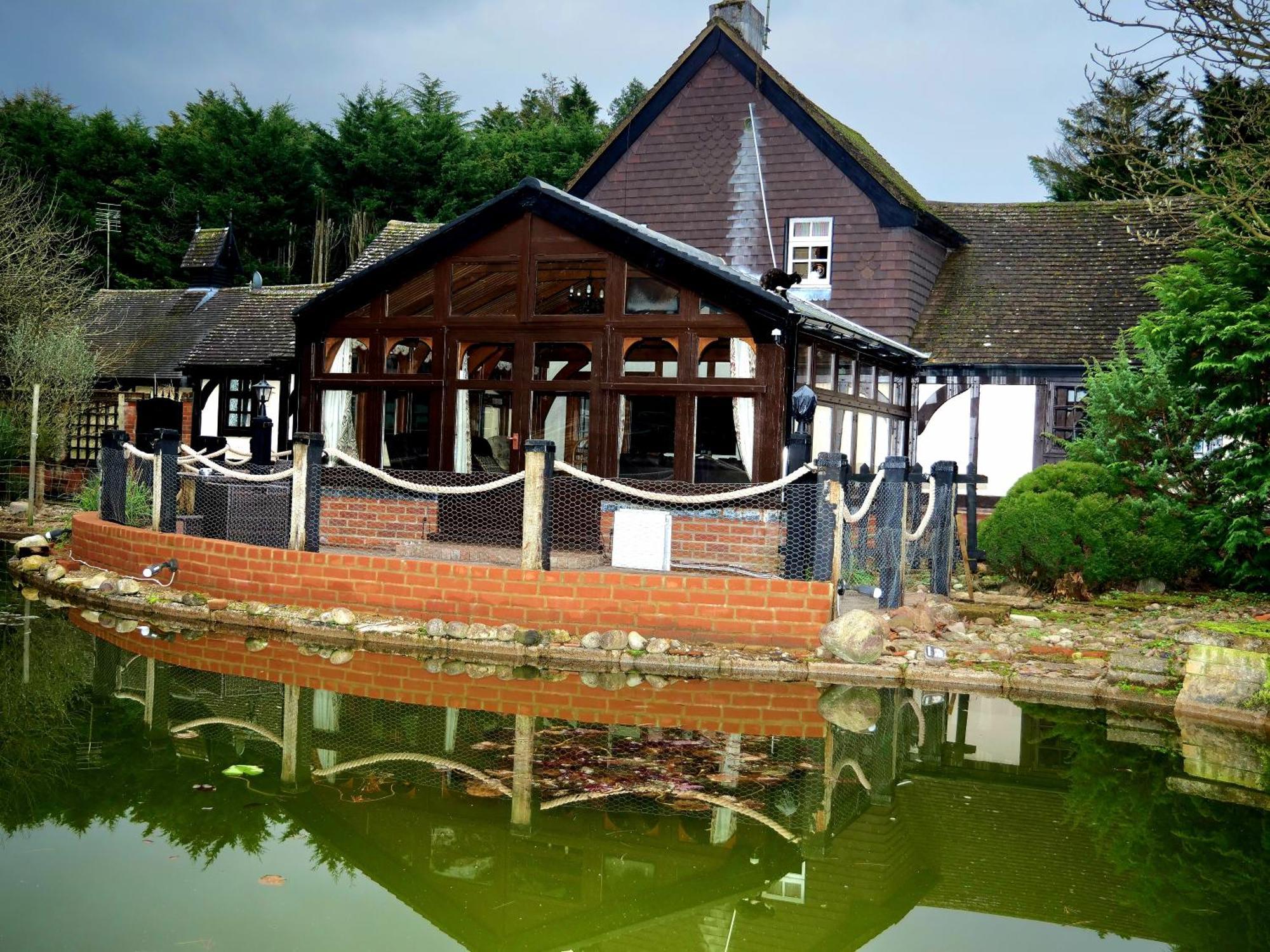 Beautiful In Brentwood Holiday home Kelvedon Hatch